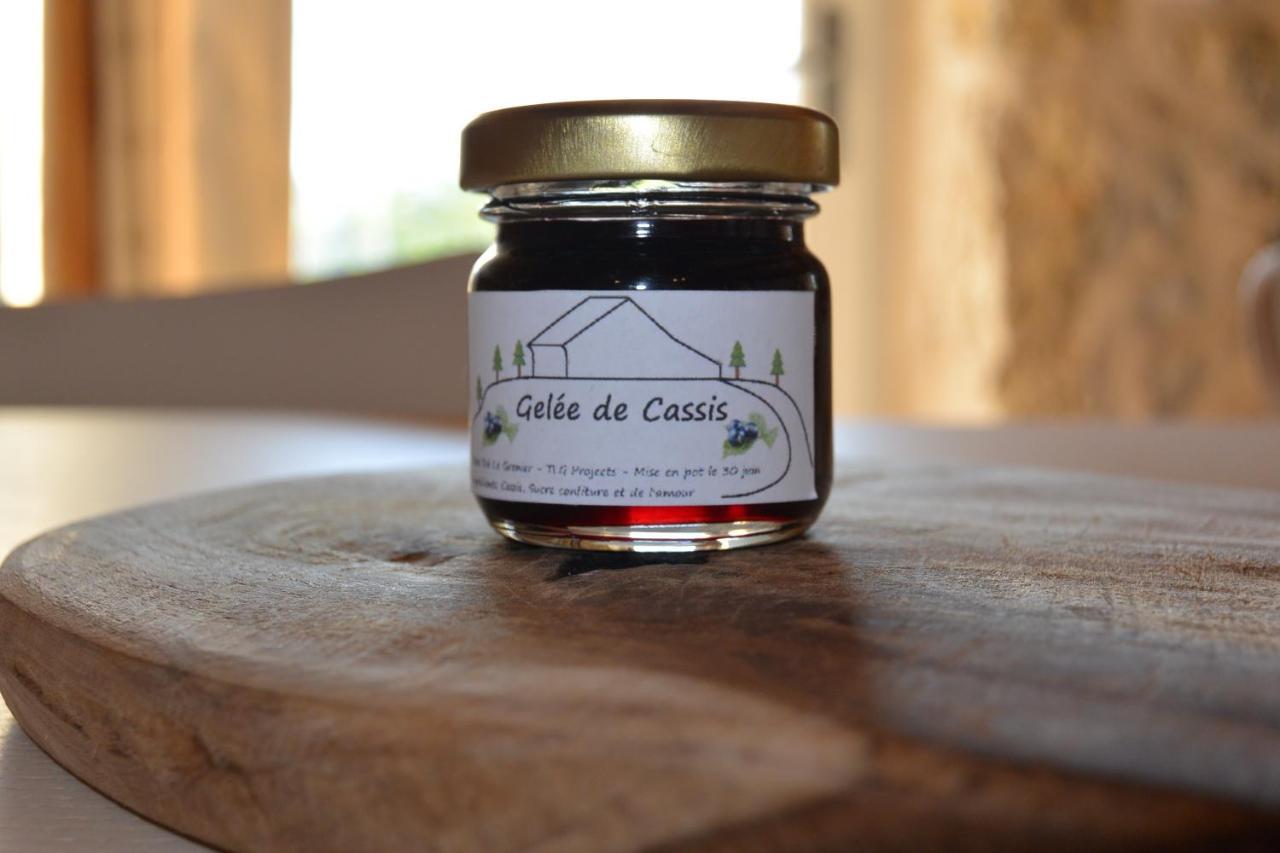 Gites Tre Le Grenier Les Moussieres Exterior foto